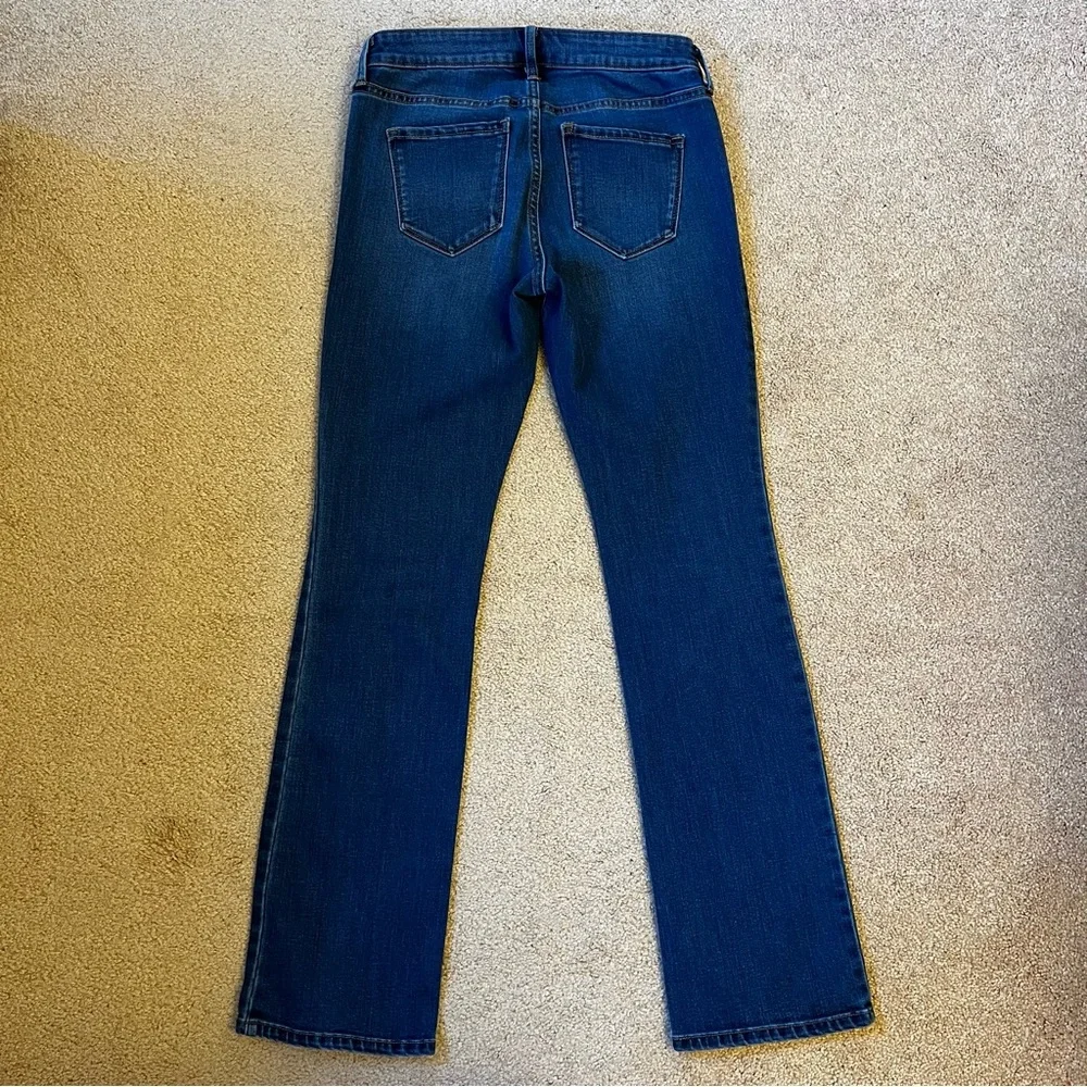 Old Navy Kicker Boot Jeans, Size 4 - Picture 5 of 7